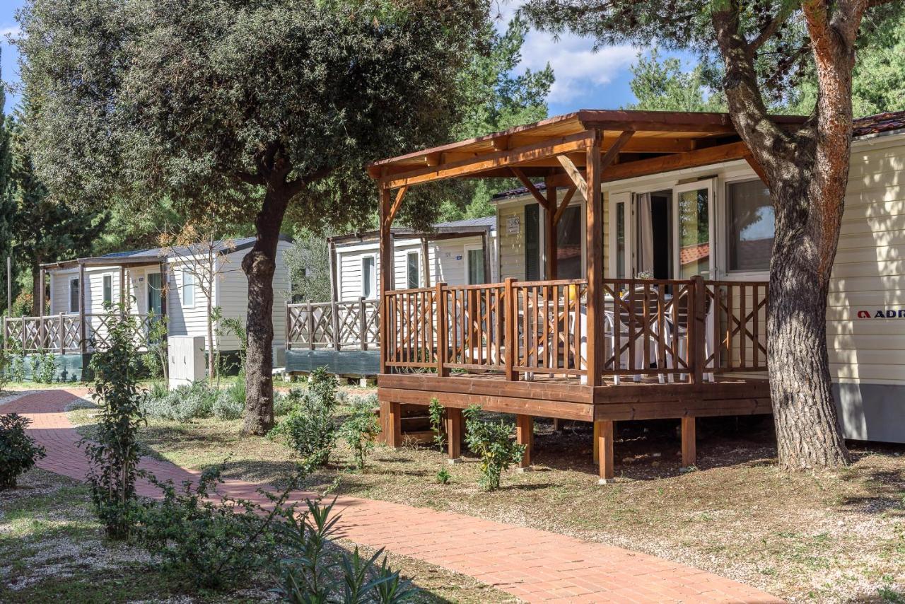 Salve Croatia Mobile Homes In Amadria Park Trogir Seget Vranjica Bagian luar foto